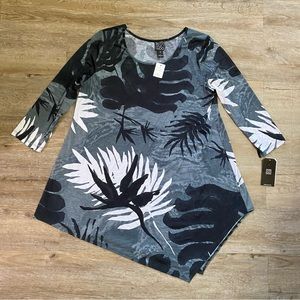 Stunning Women’s Clara Sun Woo angle black & gray long sleeve medium blouse